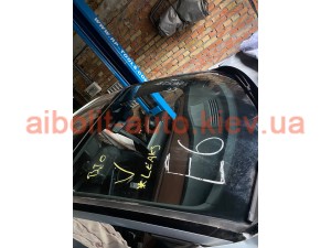 Скло лобове