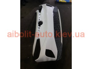 Бампер передній