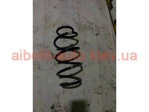 Пружина передня