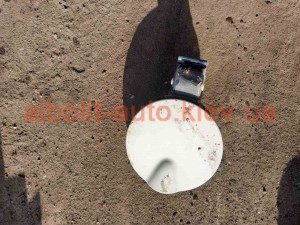 Лючок баку Fiat Doblo