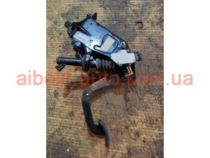 Педаль зчеплення Scenic 3 Педаль зчеплення Scenic 3