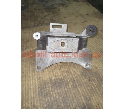 Кронштейни Scenic 3  Renault Scenic 3 - 2009-2015г.