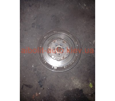 Маховик 1,5 дизель Scenic 3  Renault Scenic 3 - 2009-2015г.