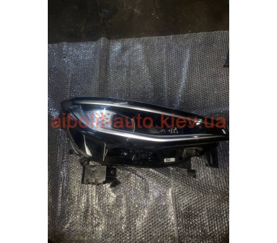 Фара права  Volkswagen ID.4 2021 - 2023 р.