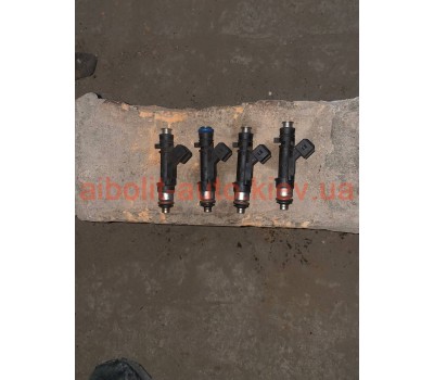 Форсунка паливна  Dacia Logan 2 2013 - 2020р.