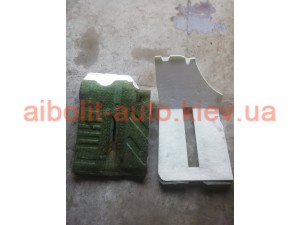 Шумоизоляция пола Dacia Logan