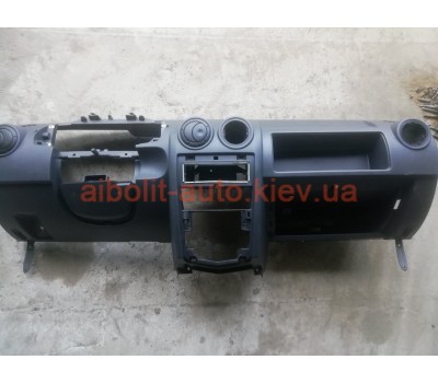 Торпеда Logan  Renault Logan 2006 - 2012г.