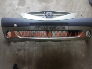 Бампер передний Logan