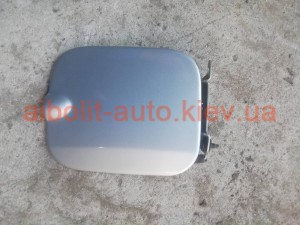 Лючек бака Logan