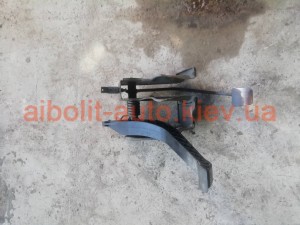 Блок педалей Logan