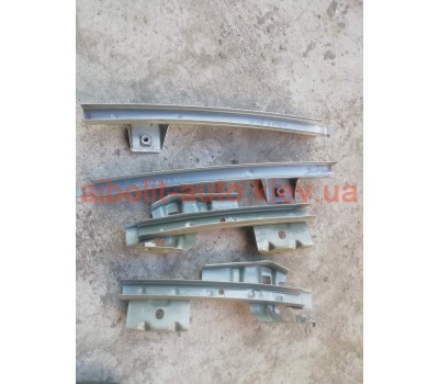 Направляющая стекла Logan  Renault Logan 2006 - 2012г.