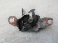 Замок капота Logan Замок капота Logan