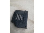 Крышка аккумулятора Dacia Logan