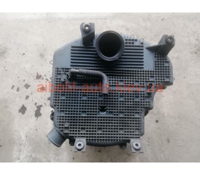 Корпус воздушного фильтра Logan 1,4  Renault Logan 2006 - 2012г.