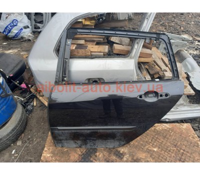 Задня ліва дверь Лагуна 3  Renault Laguna 2008 - 2012г. Кузовные детали