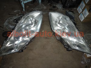 Фара ліва передня Лагуна 3