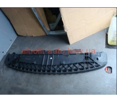 Губа нижняя Кенго 1998 - 2008  Renault Kangoo 1998 - 2008г. Кузовные детали