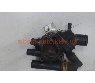 Корпус термостата Кенго 1998 - 2008  Renault Kangoo 1998 - 2008г.