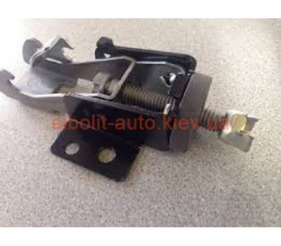 Крепление запаски Кенго 1998 - 2008  Renault Kangoo 1998 - 2008г. Кузовные детали