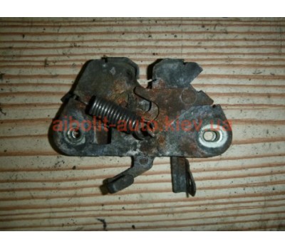 Замок капота Кенго 1998 - 2008  Renault Kangoo 1998 - 2008г. Кузовные детали