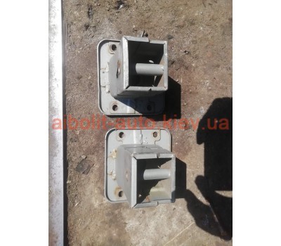 Пятаки крепления усилителя Эванда  Chevrolet Evanda Кузовные детали