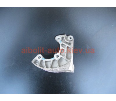 Кронштейн правой полуоси Круз  Chevrolet Cruze