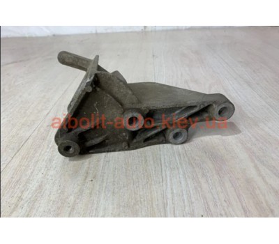 Кронштейн КПП Круз  Chevrolet Cruze