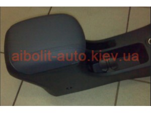 Подлокотник Круз