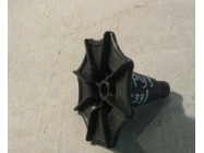 Крепление запаски Круз