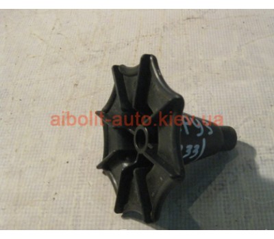 Крепление запаски Круз  Chevrolet Cruze Кузовные детали