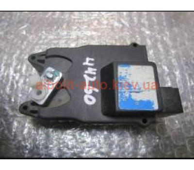 Привод замка багажника лачетти хетчбег  Chevrolet Lacetti