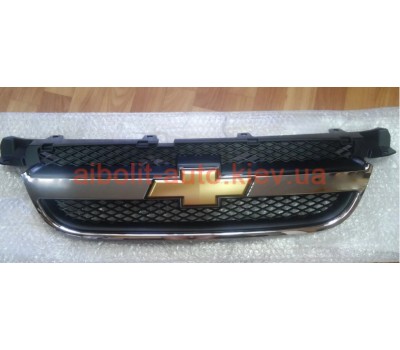 Решетка радиатора Авео  Chevrolet Aveo Кузовные детали