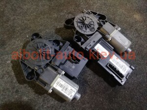 Моторчик стеклоподьемника Меган 3