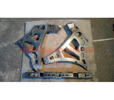 Кронштейн переднего бампера Меган 3  Renault Megane 3 - 2009 - 2013г. Кузовные детали