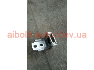 Петли водительской двери Меган 3 Петли водительской двери Меган 3