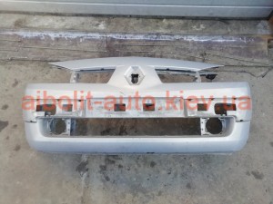 Передний бампер Меган 2