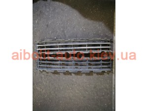 Решетка переднего бампера Меган 2