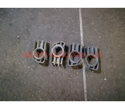 Решетка противотуманки Меган 2  Renault Megane 2 - 2002 - 2008г. Кузовные детали