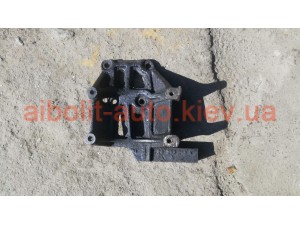 Кронштейн компрессора кондиционера Ланос 1.5, 1.6 Кронштейн компрессора кондиционера Ланос 1.5, 1.6