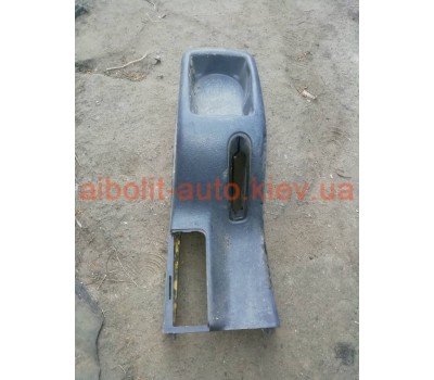 Подлокотник+консоль Ланос\Сенс  Daewoo Lanos
