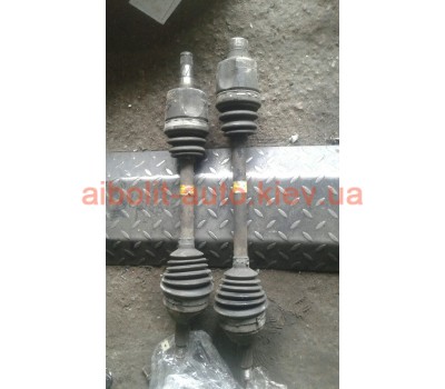 Полуось левая 2.0 Эванда  Chevrolet Evanda