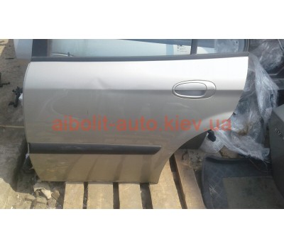 Дверь задняя левая Эванда  Chevrolet Evanda Кузовные детали