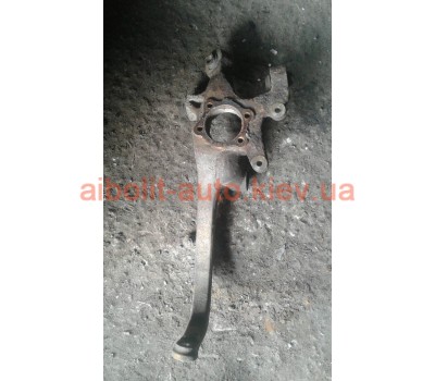 Кулак задний правый Эванда  Chevrolet Evanda