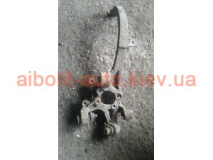 Кулак задний левый Эванда Кулак задний левый Эванда