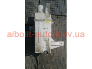 Бачек омывателя Эванда