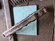 Передній підсилювач бампера