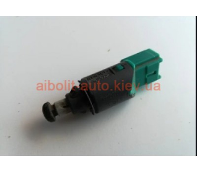 Датчик педали сцепления Кенго 1998 - 2008  Renault Kangoo 1998 - 2008г.