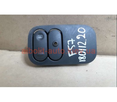 Кнопка обогрева стекла Кенго 1998 - 2008  Renault Kangoo 1998 - 2008г.