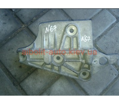 Кронштейн двигателя Кенго 1998 - 2008  Renault Kangoo 1998 - 2008г.