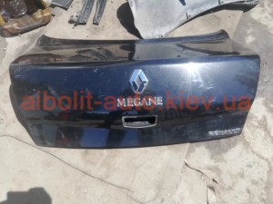 Кришка багажнику Renault Megane 2 Оригінал Б У Кришка багажнику Renault Megane 2 Оригінал Б У